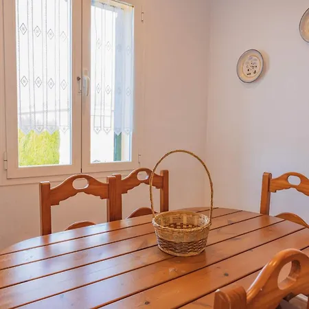 Laurinda - Near The *